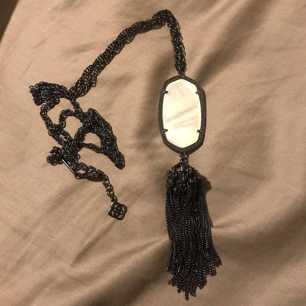 Kendra Scott Rayne necklace black with white pearl